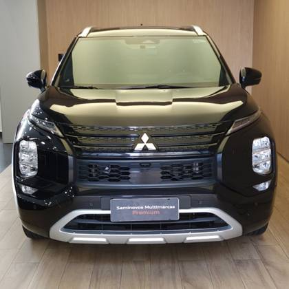MITSUBISHI OUTLANDER 2.4 PHEV SIGNATURE S-AWC DHT MITSUBISHI OUTLANDER 2.4 PHEV SIGNATURE S-AWC DHT